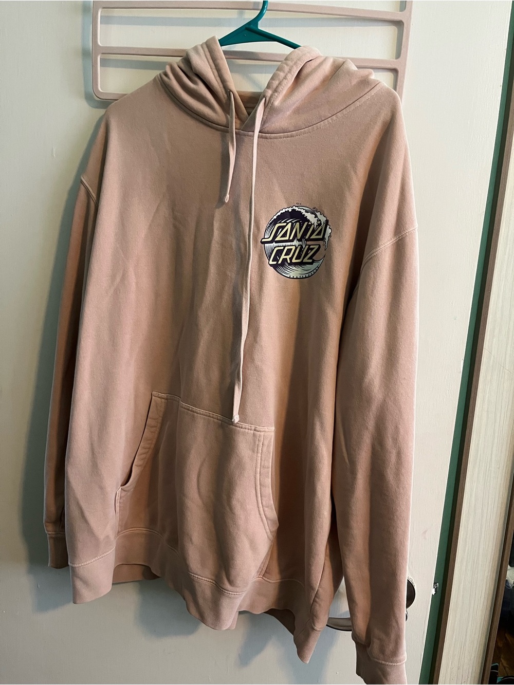 Santa Cruz Skateboards Womens Pink Pullover Hoodie